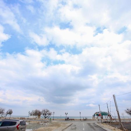 Premium Studios Mamaia Nord - Marea La 50M Năvodari Esterno foto