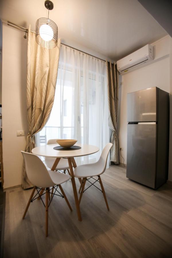 Premium Studios Mamaia Nord - Marea La 50M Năvodari Esterno foto