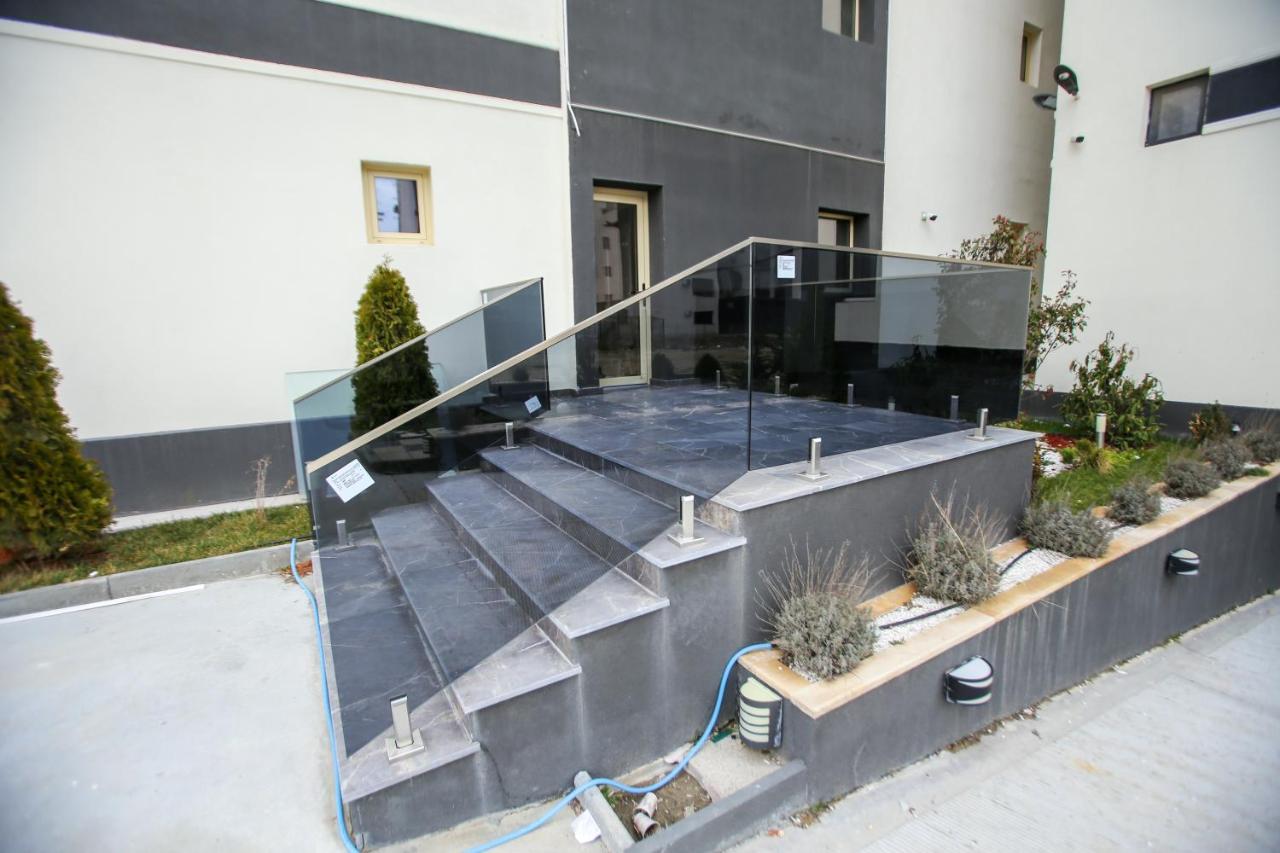 Premium Studios Mamaia Nord - Marea La 50M Năvodari Esterno foto