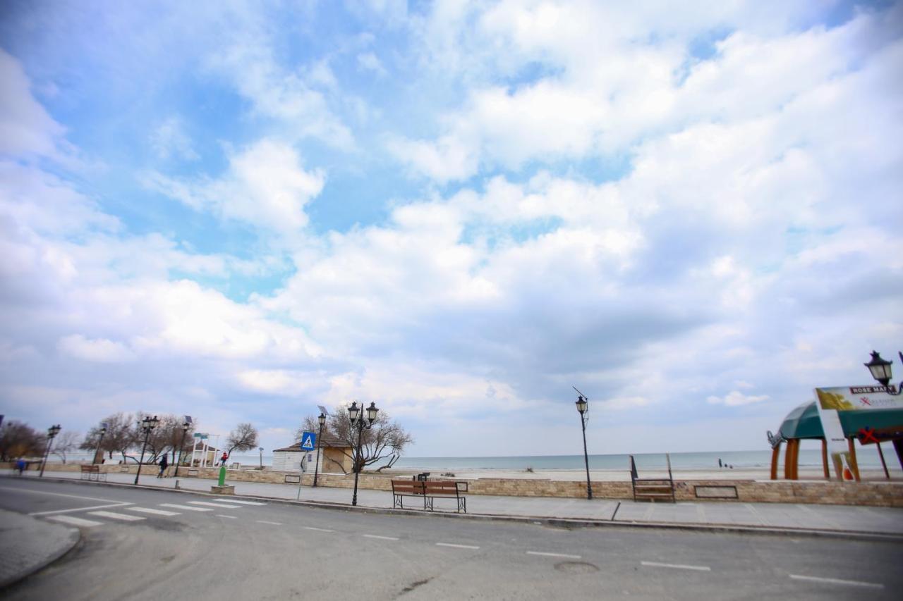 Premium Studios Mamaia Nord - Marea La 50M Năvodari Esterno foto