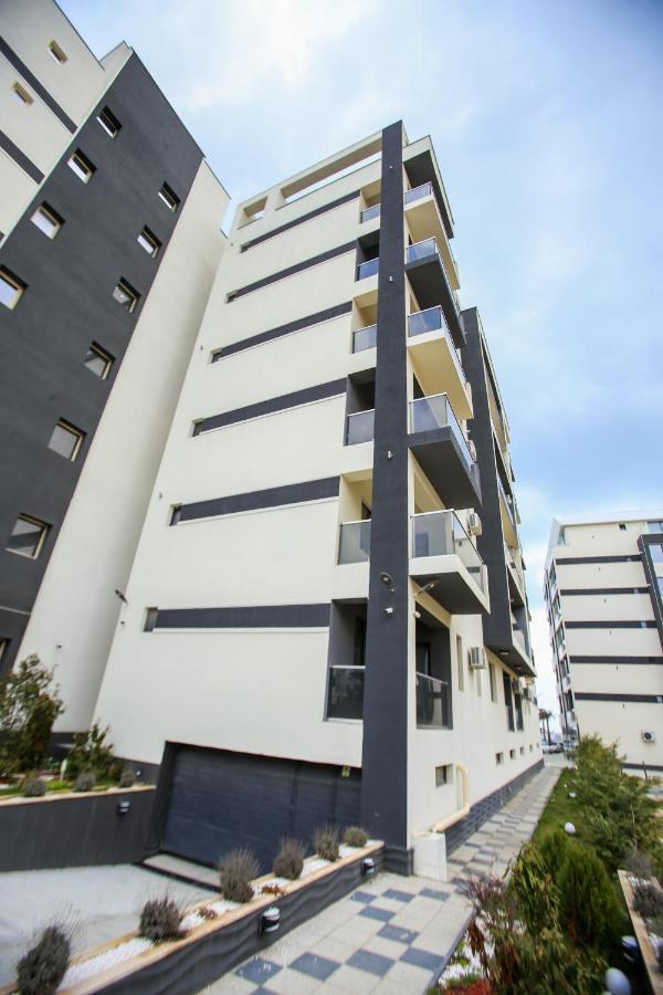 Premium Studios Mamaia Nord - Marea La 50M Năvodari Esterno foto